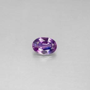 Safira violeta natural 0,52ct, corte oval, VVS