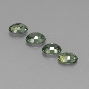 Pedras preciosas de safira verde natural de  ct, corte oval, VVS-VS