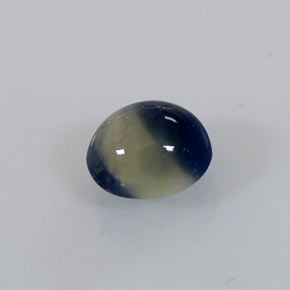 Safira bicolor natural 1,05ct, corte oval, opaco
