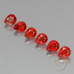 2.40ctw Natural Vermelho brilhante Safira, Formato de pêra, VVS-VS