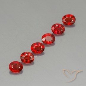Pedras preciosas de Safira Vermelho brilhante natural de 1.81 ct, oval, VVS-VS