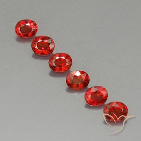 Pedras preciosas de safira laranja natural de 2,27 ct, corte oval, VVS-VS