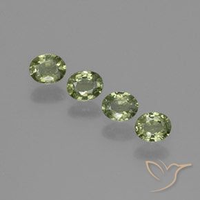 Pedras preciosas de Safira Verde Floresta Quente natural de 1.73 ct, oval, VS