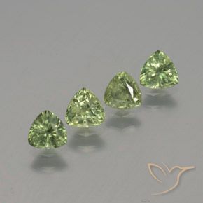 Pedras preciosas de Safira Verde floresta natural de 1.46 ct, Trilhão, VS