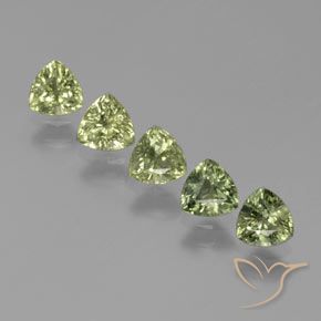 Pedras preciosas de Safira Verde Floresta Claro natural de 1.84 ct, Trilhão, VS