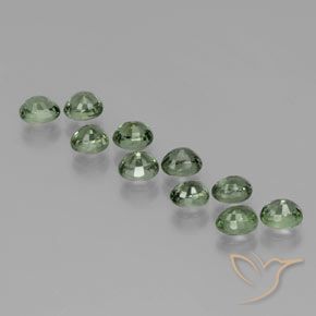 Pedras preciosas de Safira Verde médio-escuro natural de 6.27 ct, oval, VVS-VS