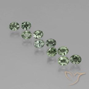 Pedras preciosas de Safira Verde Floresta Claro natural de 6.44 ct, oval, VVS-VS