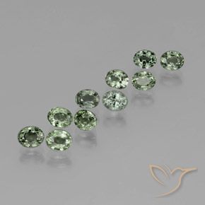Pedras preciosas de Safira Verde Floresta Claro natural de 6.44 ct, oval, VVS-VS