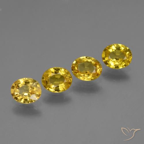 2.62ctw Natural ouro amarelado Safira, oval, VVS-VS