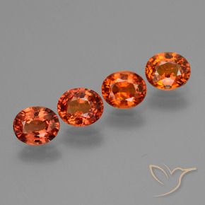Pedras preciosas de Safira Laranja Profundo natural de 3.56 ct, oval, VS