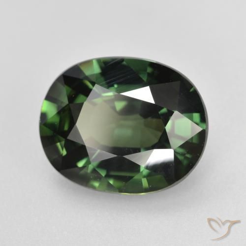 Safira Verde escuro Natural 4.74ct, oval, VVS-VS