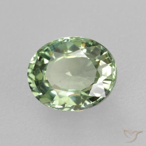 Safira Medium Light Green Natural 0.76ct, oval, VVS-VS