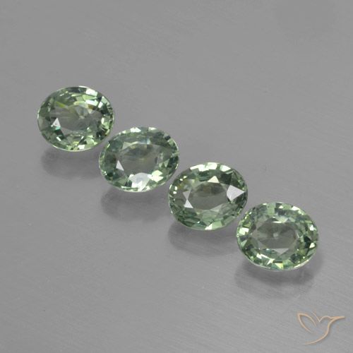 2.82ctw Natural Luz verde Safira, oval, VVS-VS