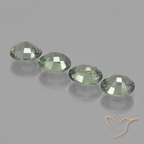 Pedras preciosas de Safira Verde Floresta Claro natural de 2.92 ct, oval, VVS-VS