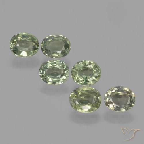 4.51ctw Natural Verde floresta Safira, oval, VVS-VS, Photo A