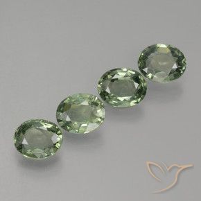 Pedras preciosas de Safira Luz verde natural de 2.80 ct, oval, VVS-VS