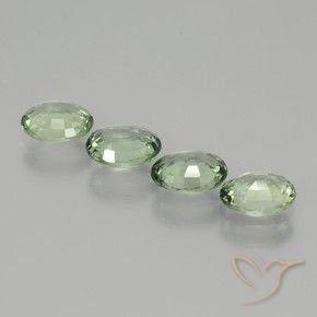 Pedras preciosas de Safira Medium Light Green natural de 2.80 ct, oval, VVS-VS