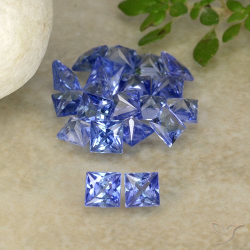 1.92ctw Natural Azul Roxo Profundo Safira, Quadrado, VVS-VS