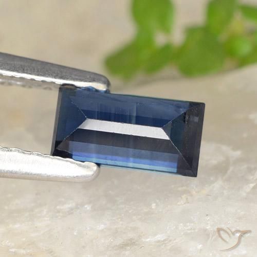 Safira Crepúsculo Azul Natural 0.59ct, baguete, VS