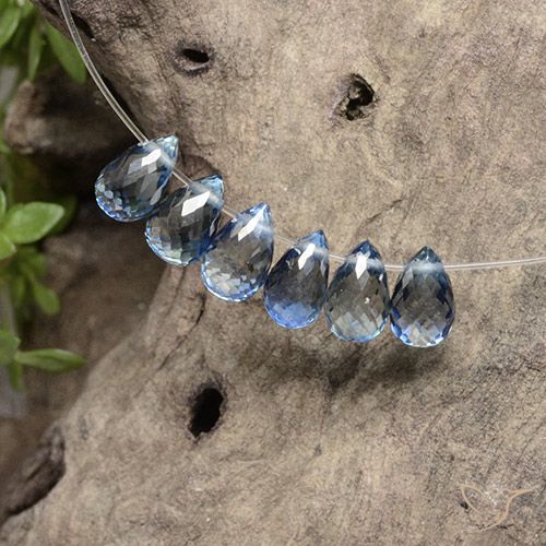 2.86ctw Natural Azul claro Safira, Briolette, VS