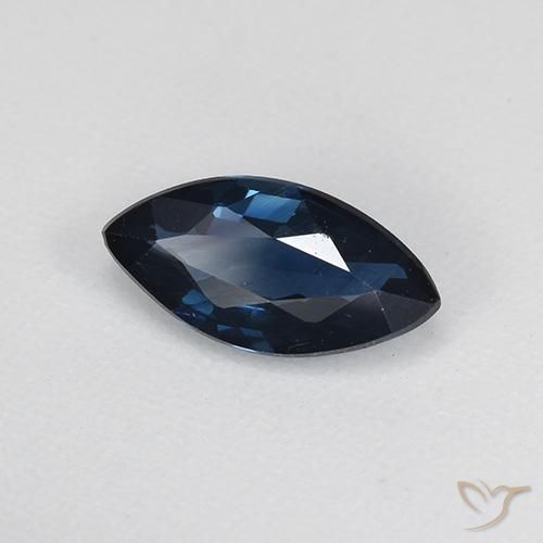 Safira Azul da meia noite Natural 0.67ct, Marquesa, VVS-VS