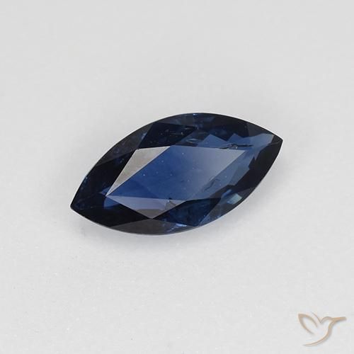 Safira Azul profundo Natural 0.64ct, Marquesa, VS