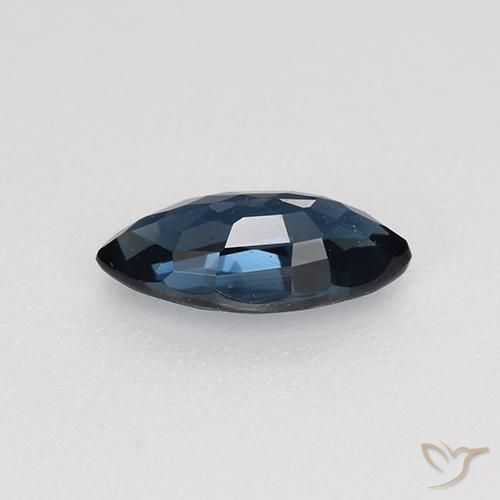 Safira Noite azul Natural 0.70ct, Marquesa, VVS