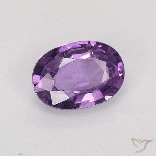 Safira Violeta médio Natural 0.76ct, oval, VVS-VS