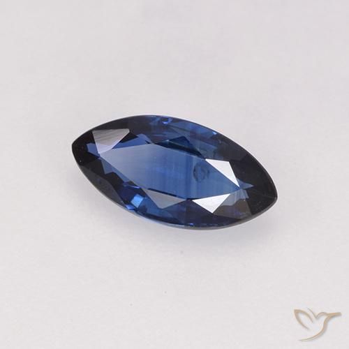 Safira Azul escuro Natural 0.65ct, Marquesa, VS