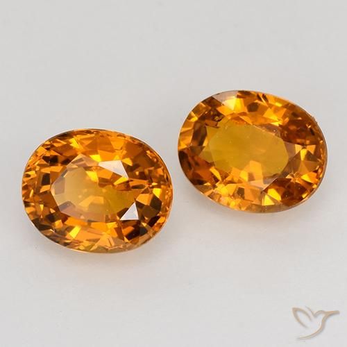 Pedras preciosas de Safira Laranja Profundo natural de 1.41 ct, oval, VVS-VS