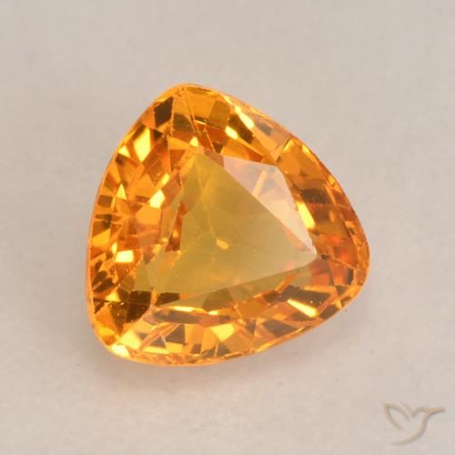 Safira Laranja Médio Natural 0.76ct, Trilhão, VVS-VS