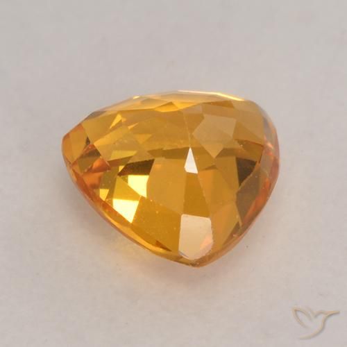 Safira Laranja Médio Natural 0.76ct, Trilhão, VVS-VS
