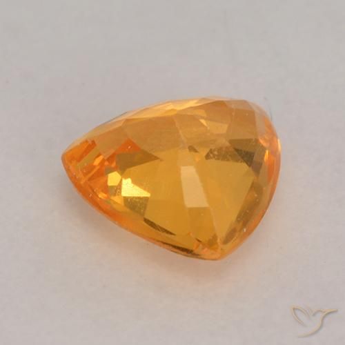 Safira Ouro Natural 0.64ct, Trilhão, VS