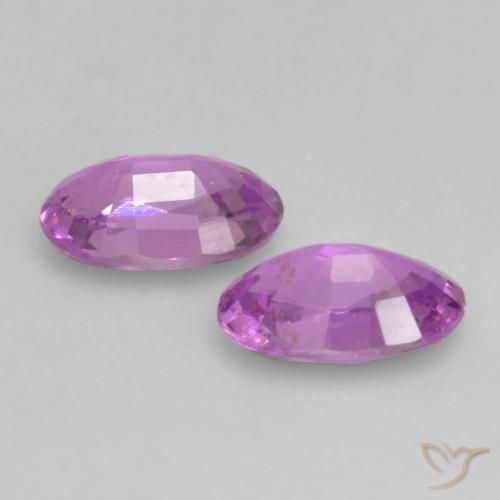 Pedras preciosas de Safira Roxo Intenso natural de 0.60 ct, oval, VVS-VS