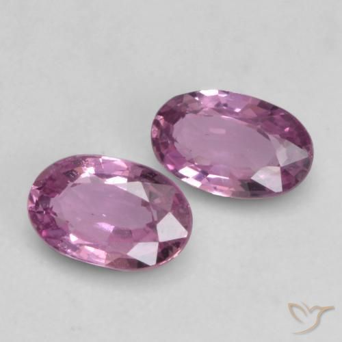 Pedras preciosas de Safira roxo médio natural de 0.61 ct, oval, VVS-VS