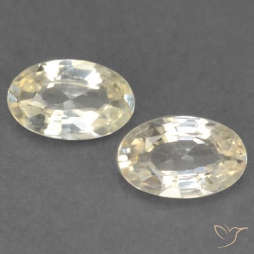 0.44ctw Natural Luz amarela Safira, oval, VVS-VS