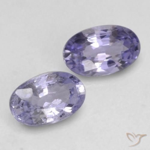 Pedras preciosas de Safira Violeta Médio-claro natural de 0.67 ct, oval, VVS-VS