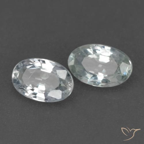 Pedras preciosas de Safira Branco azulado natural de 0.58 ct, oval, VVS-VS