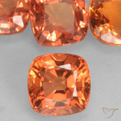 0.54ct Natural Laranja Médio Safira, Almofada, VVS-VS