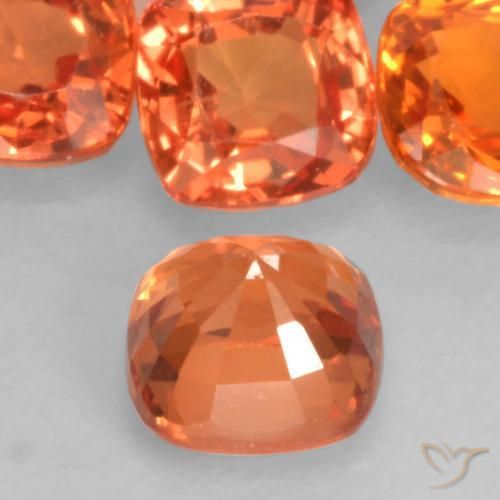 Safira Laranja Médio Natural 0.54ct, Almofada, VVS-VS
