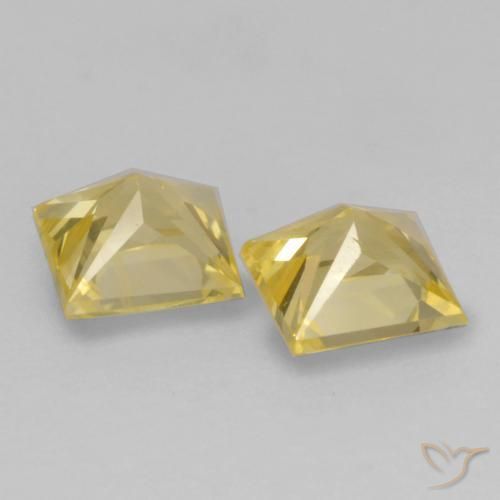 Pedras preciosas de Safira amarelo médio natural de 0.59 ct, Quadrado, VS