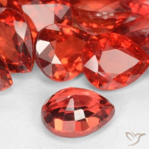 Safira Vermelho Carmesim Brilhante Natural 0.47ct, Formato de pêra, VVS-VS