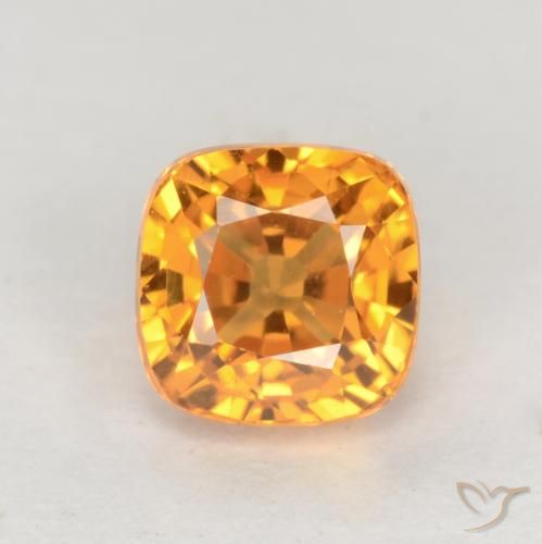 0.66ct Natural Laranja Profundo-Ouro Safira, Almofada, VS