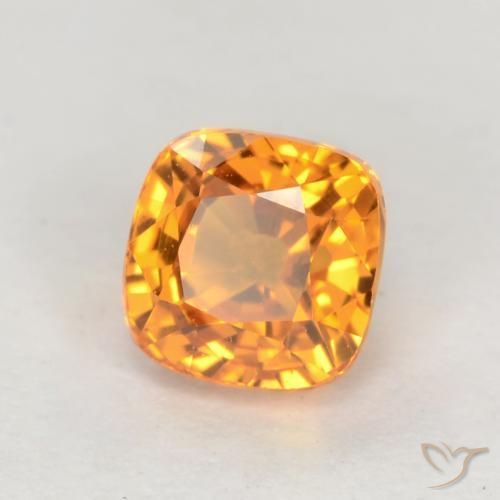 Safira Laranja Profundo-Ouro Natural 0.66ct, Almofada, VS