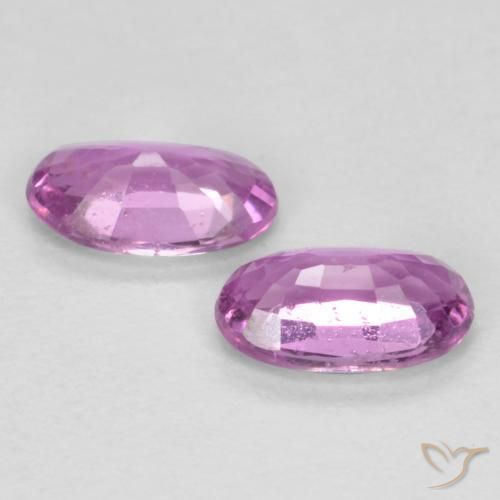 Pedras preciosas de Safira Roxo médio-claro natural de 0.53 ct, oval, VS