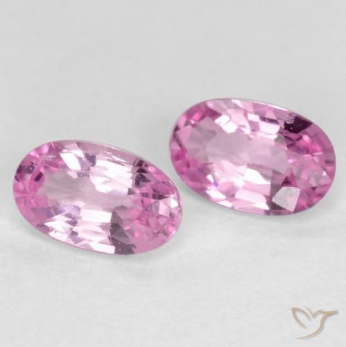 Pedras preciosas de Safira roxo médio natural de 0.56 ct, oval, VS