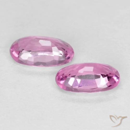 Pedras preciosas de Safira roxo médio natural de 0.56 ct, oval, VS
