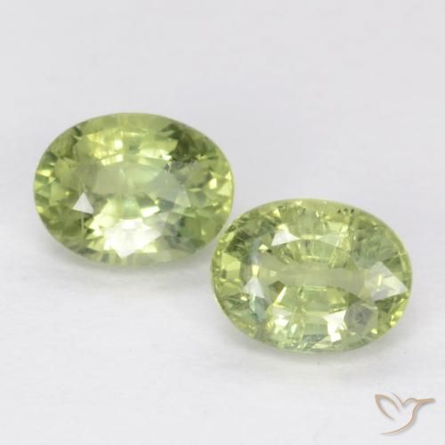 0.56ctw Natural verde quente Safira, oval, SI