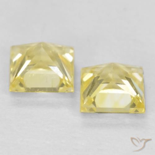 Pedras preciosas de Safira Amarelo claro médio natural de 0.63 ct, Quadrado, VVS-VS