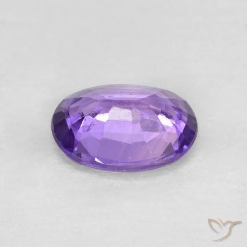 Safira Violeta médio Natural 0.40ct, oval, VVS-VS